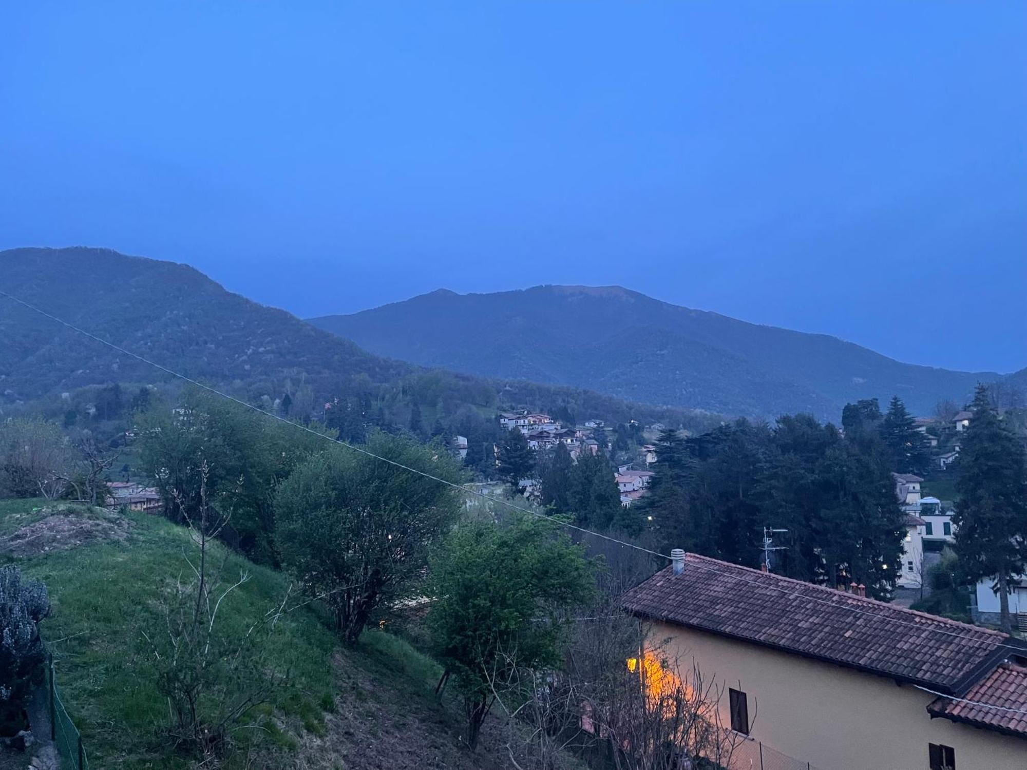 Laghi Di Como Appartamento Di Licinia E Mario Asso 외부 사진